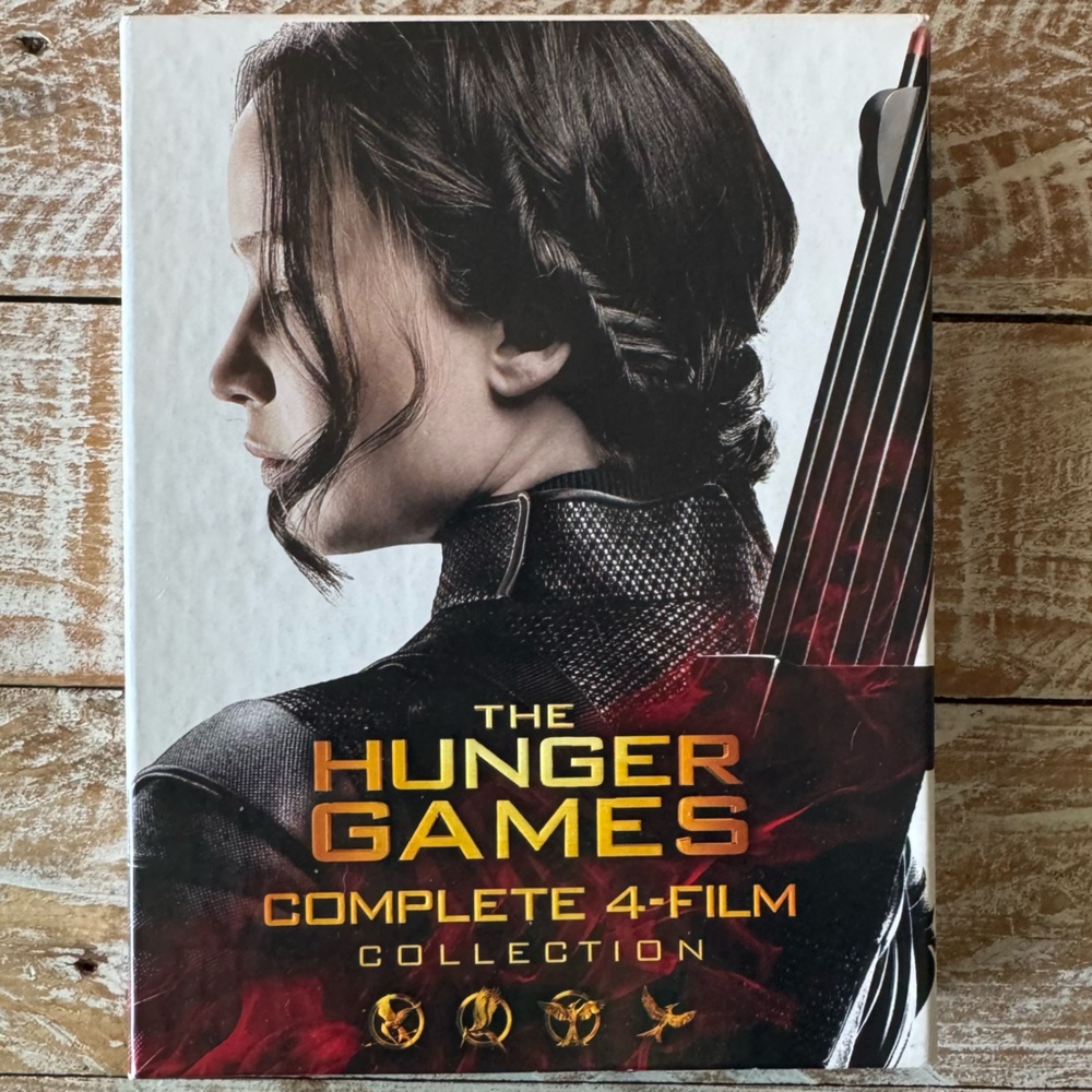 🎯The Hunger Games: Complete 4-Movie Collection (Blu-ray) Bonus Discs🎯 ~like new